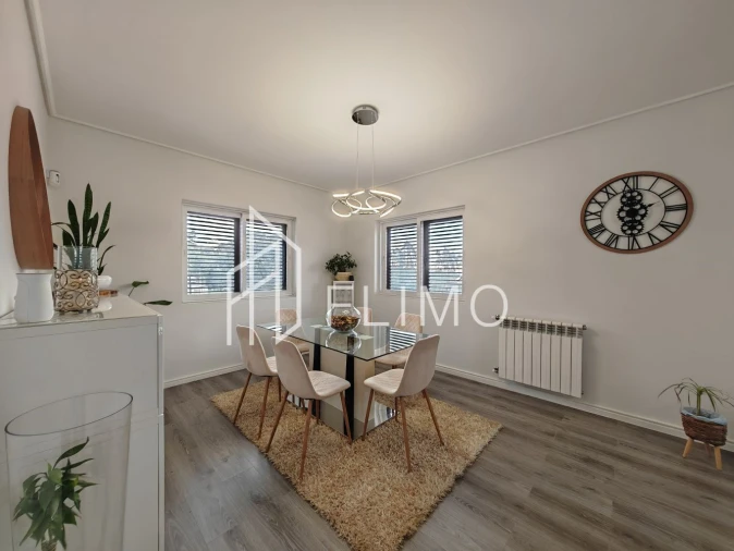 Moradia T4 para Venda em Arrifana Foto 7