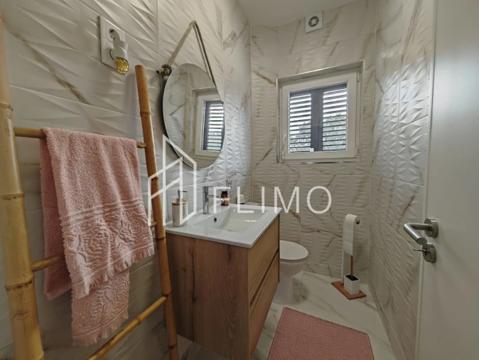 Moradia T4 para Venda em Arrifana Foto 20