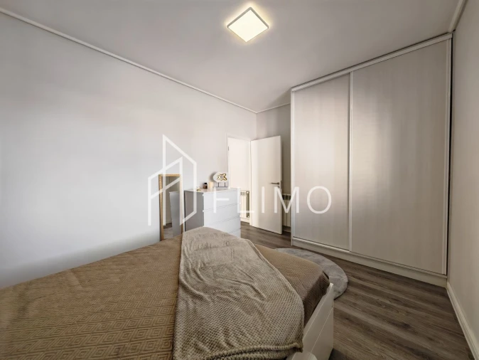 Moradia T4 para Venda em Arrifana Foto 12