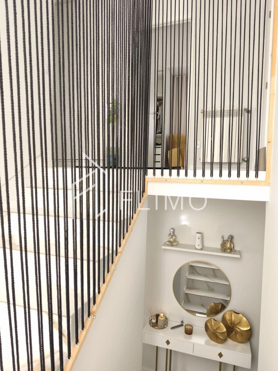 Moradia T4 para Venda em Arrifana Foto 36