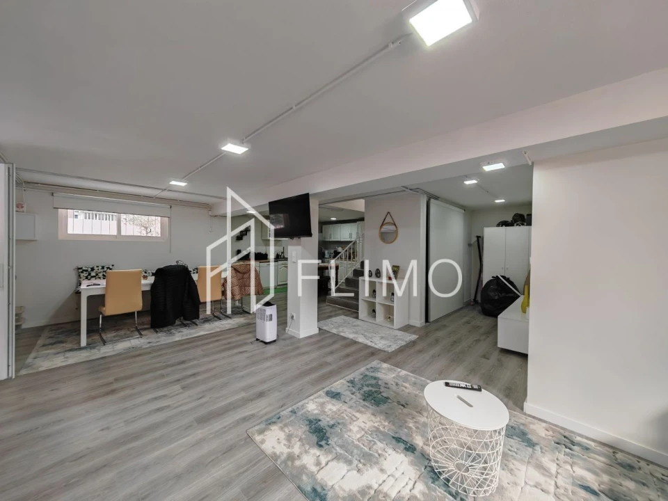 Moradia T4 para Venda em Arrifana Foto 23