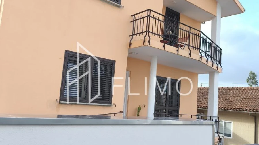 Moradia T4 para Venda em Arrifana