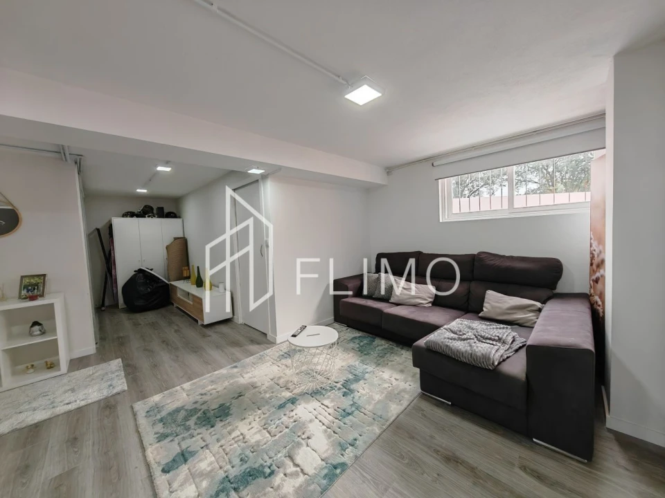 Moradia T4 para Venda em Arrifana Foto 21