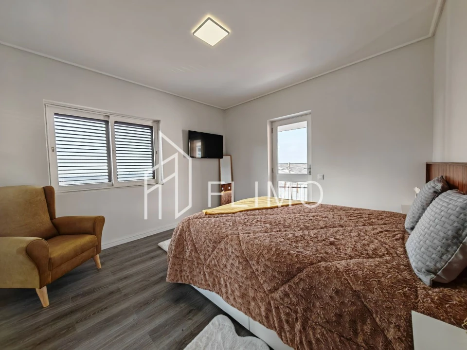 Moradia T4 para Venda em Arrifana Foto 14