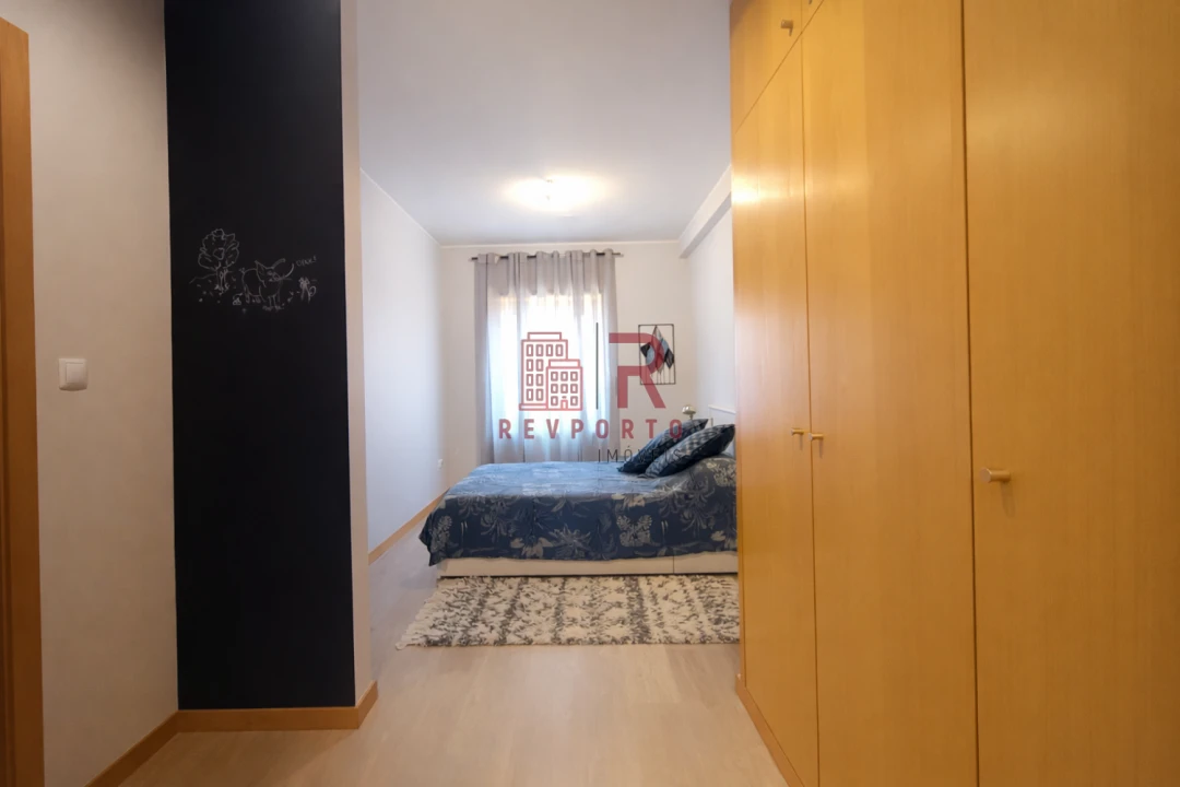 Apartamento T4 para Venda em Cidade da Maia Foto 13