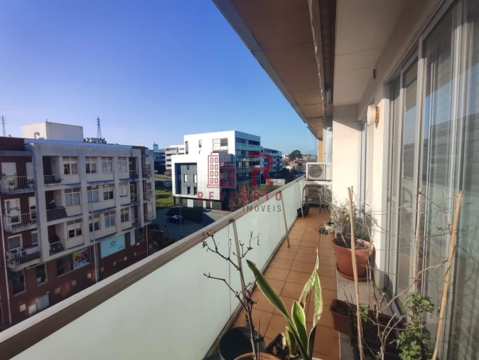 Apartamento T4 para Venda em Cidade da Maia Foto 4