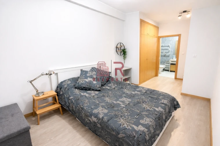 Apartamento T4 para Venda em Cidade da Maia Foto 7