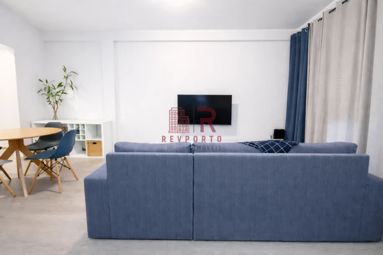 Apartamento T4 para Venda em Cidade da Maia Foto 3