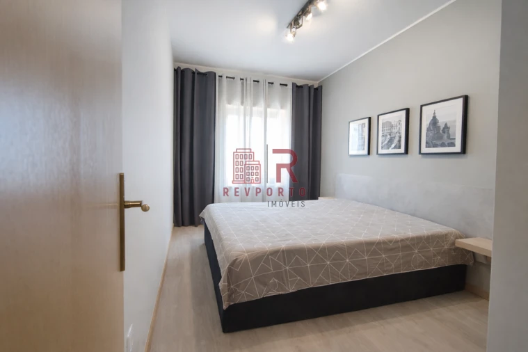 Apartamento T4 para Venda em Cidade da Maia Foto 10