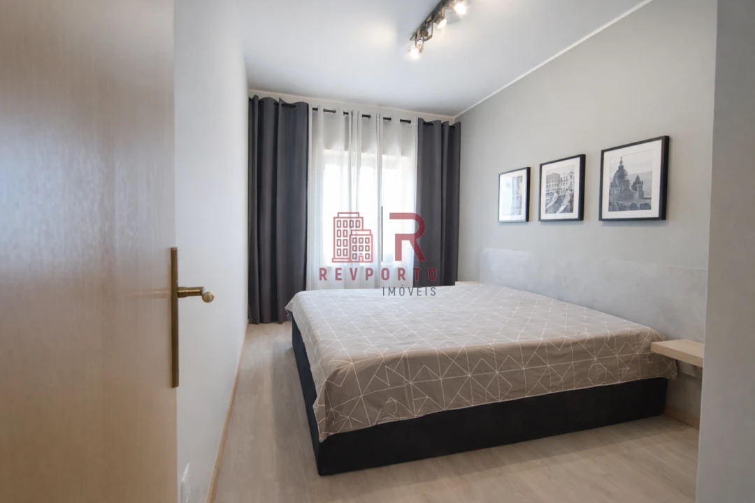 Apartamento T4 para Venda em Cidade da Maia Foto 10