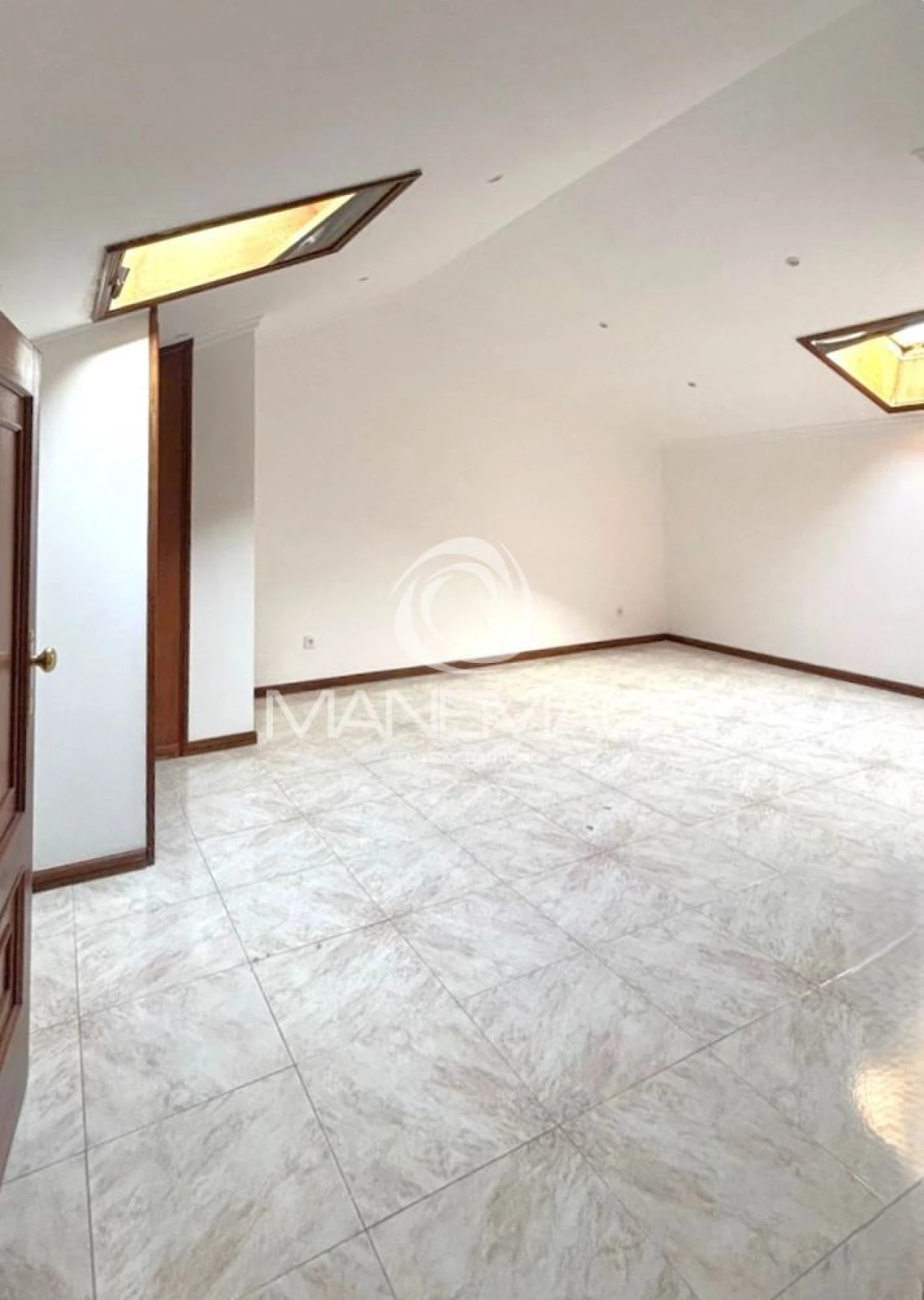 Apartamento T2 para Venda em Madalena Foto 4