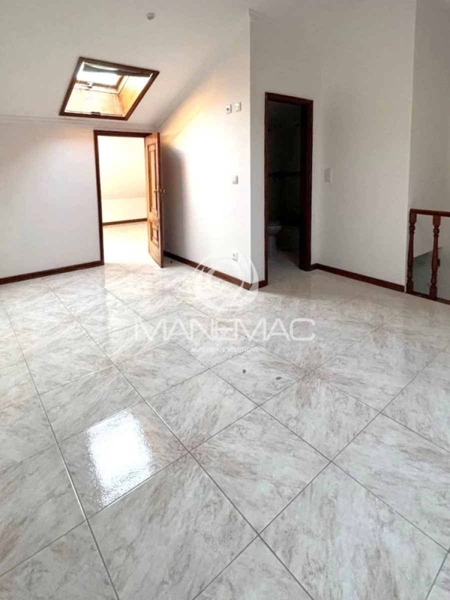 Apartamento T2 para Venda em Madalena Foto 12