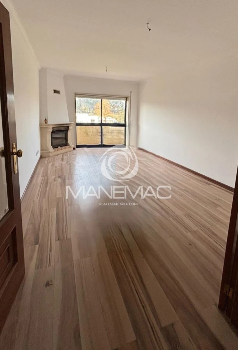 Apartamento T2 para Venda em Madalena Foto 2