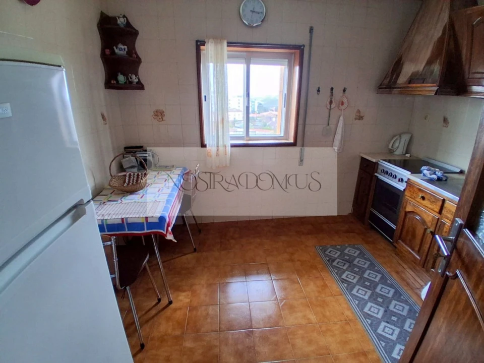 Apartamento T2 para Arrendamento em Gondomar (São Cosme), Valbom e Jovim Foto 6