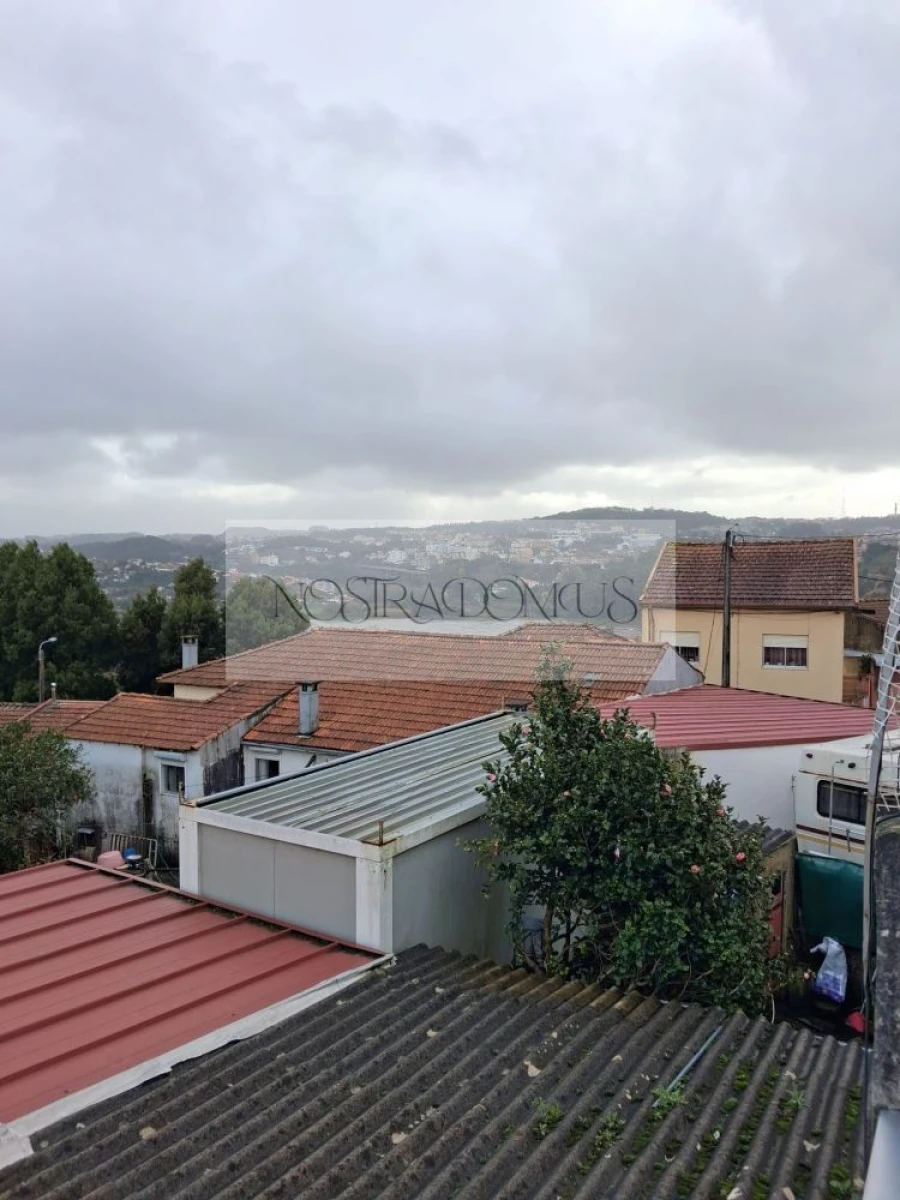 Apartamento T2 para Arrendamento em Gondomar (São Cosme), Valbom e Jovim Foto 1