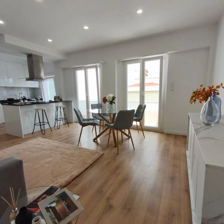 Apartamento T3 para Venda em Benfica Foto 24