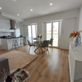 Apartamento T3 para Venda em Benfica