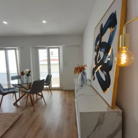 Apartamento T3 para Venda em Benfica