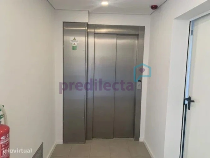 Apartamento T1 para Arrendamento em Paranhos Foto 13