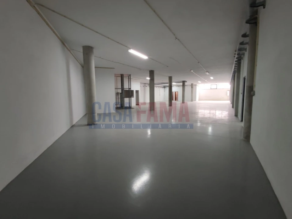 Armazém para Venda em Santo Tirso, Couto (Santa Cristina e São Miguel) e Burgães Foto 20