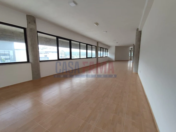 Armazém para Venda em Santo Tirso, Couto (Santa Cristina e São Miguel) e Burgães Foto 19