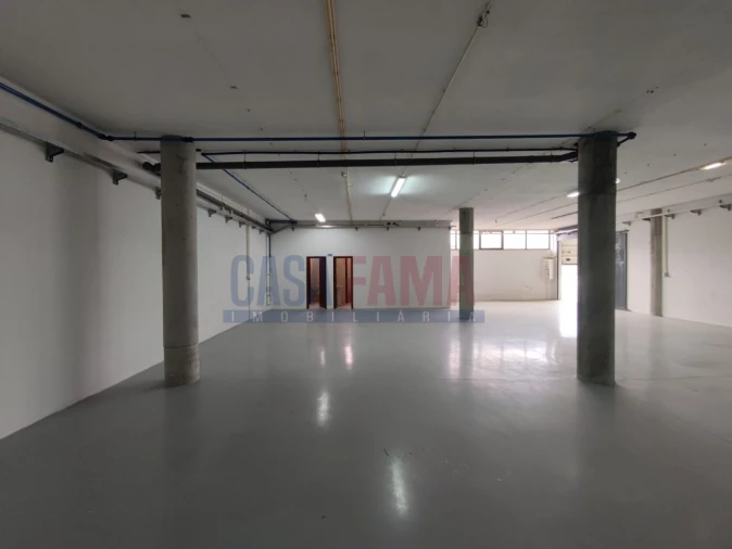 Armazém para Venda em Santo Tirso, Couto (Santa Cristina e São Miguel) e Burgães Foto 27