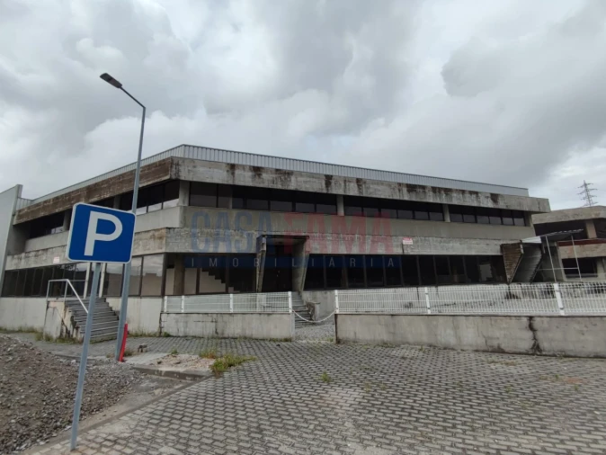 Armazém para Venda em Santo Tirso, Couto (Santa Cristina e São Miguel) e Burgães Foto 54