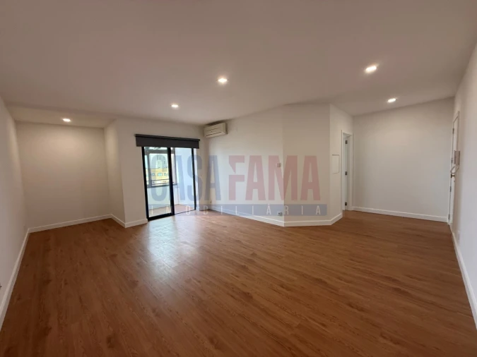 Apartamento T1 para Venda em Póvoa de Varzim, Beiriz e Argivai