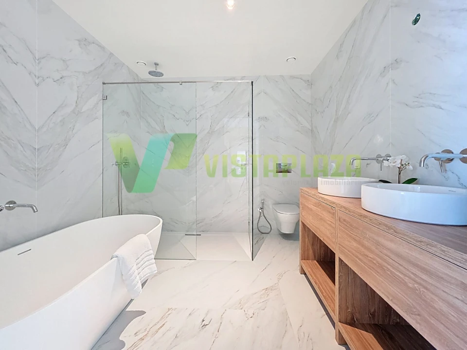 Apartamento T4 para Venda em Lagoa e Carvoeiro Foto 34