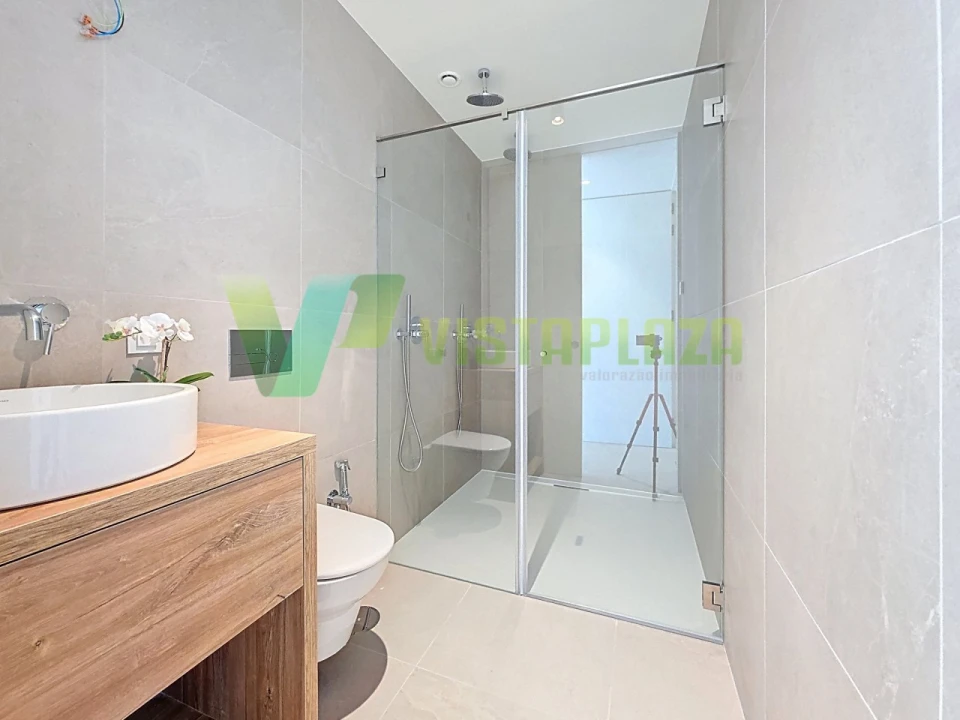 Apartamento T4 para Venda em Lagoa e Carvoeiro Foto 29