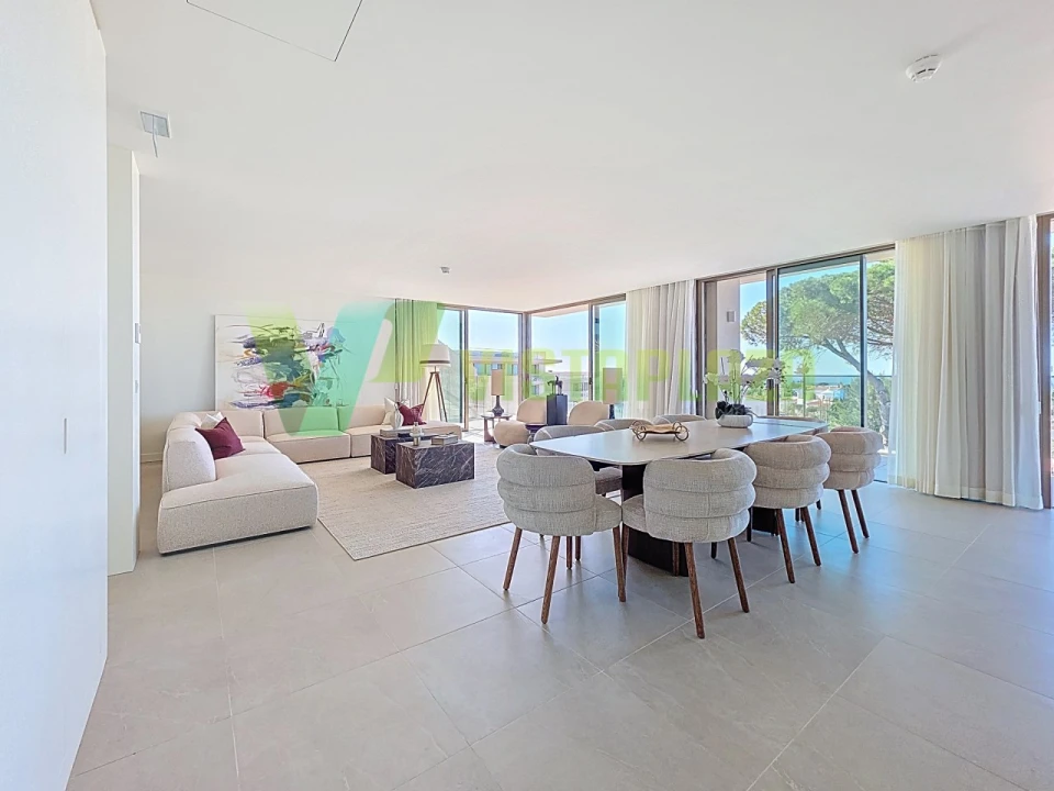 Apartamento T4 para Venda em Lagoa e Carvoeiro Foto 5