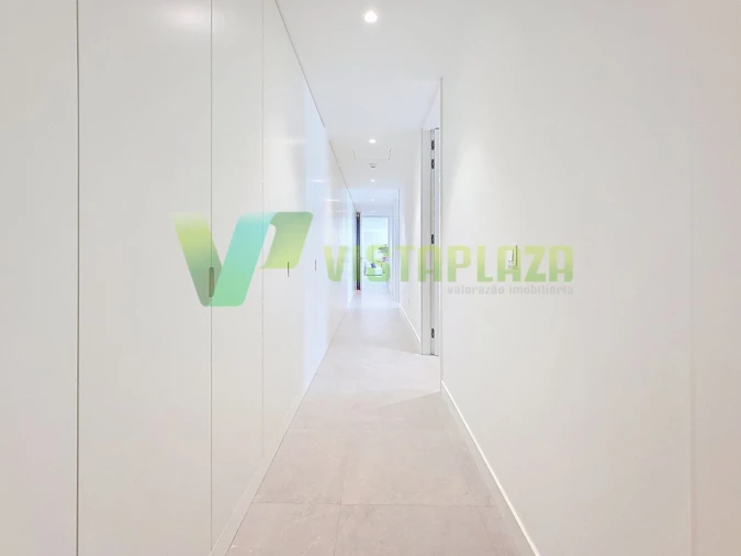 Apartamento T4 para Venda em Lagoa e Carvoeiro Foto 40