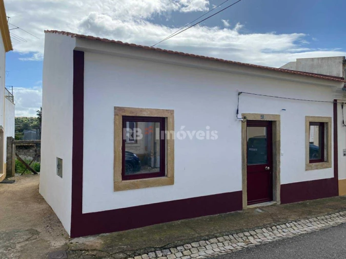 Moradia T2 para Venda em Carregueiros Foto 1