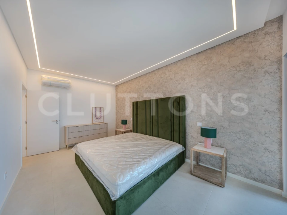 Moradia T4 para Venda em São Brás de Alportel Foto 18