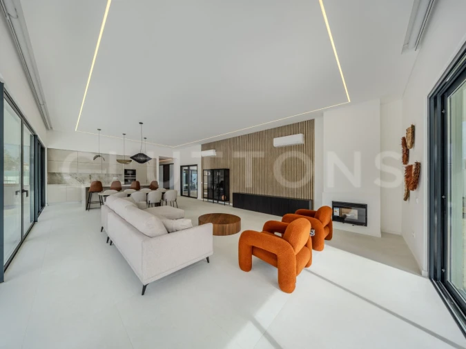 Moradia T4 para Venda em São Brás de Alportel Foto 8