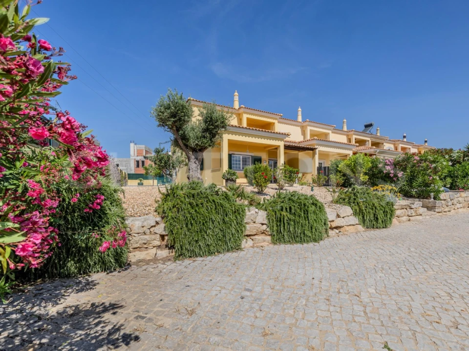 Moradia T3 para Venda em Almancil Foto 26