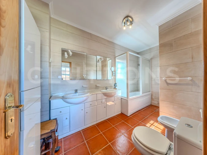 Moradia T3 para Venda em Almancil Foto 21