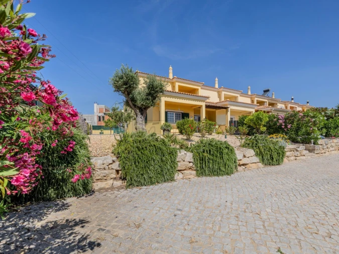 Moradia T3 para Venda em Almancil Foto 3