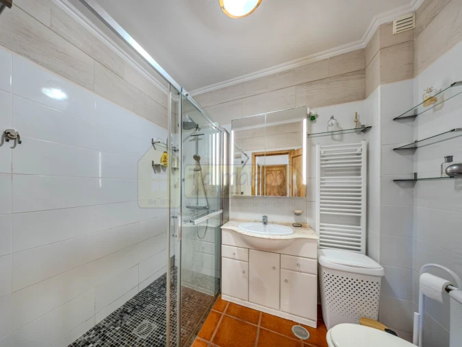 Moradia T3 para Venda em Almancil Foto 14