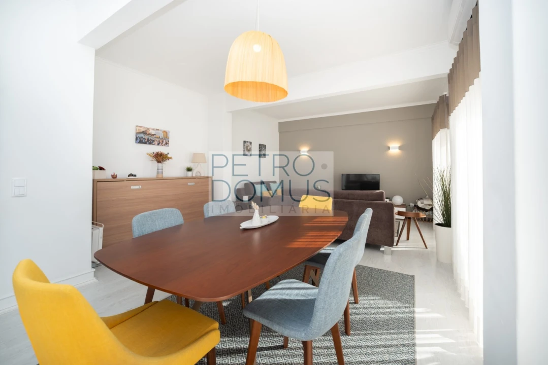 Apartamento T3 para Venda em Lumiar Foto 2