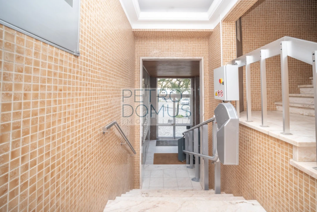 Apartamento T3 para Venda em Lumiar Foto 26