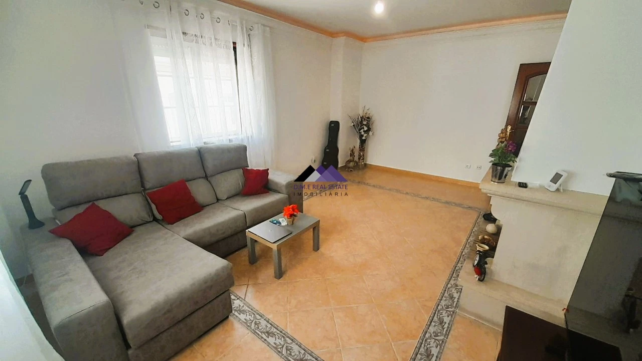 Apartamento T2 para Venda em Vila Real de Santo Antonio Foto 4