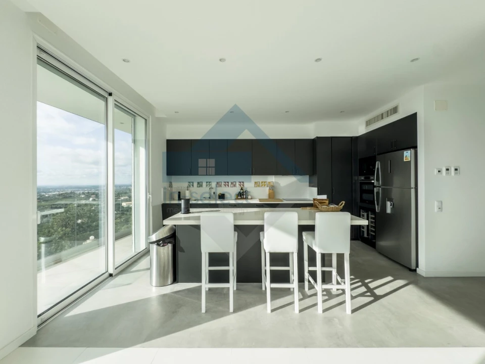 Moradia T3 para Venda em Santa Barbara de Nexe Foto 13