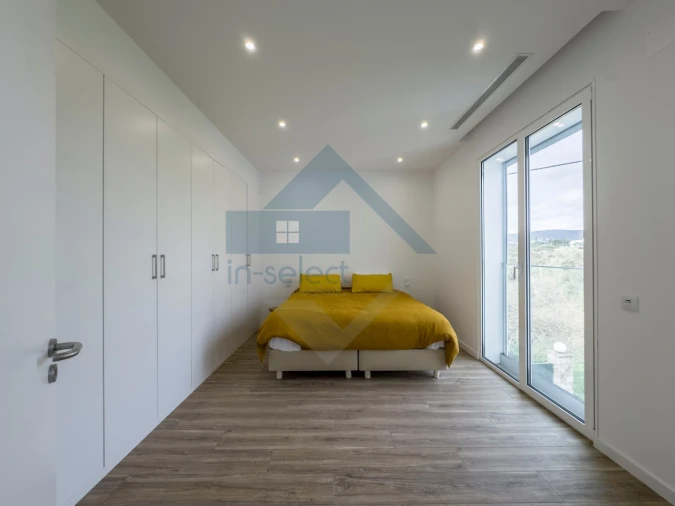 Moradia T3 para Venda em Santa Barbara de Nexe Foto 28