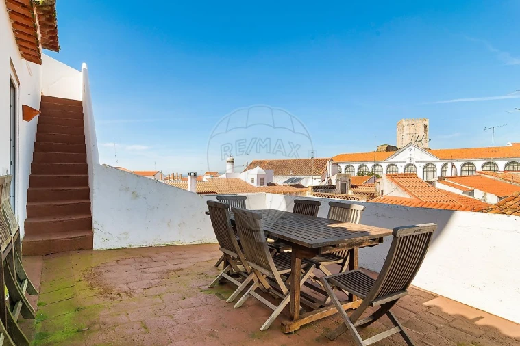 Apartamento T6 para Venda em Santo Agostinho e São João Baptista e Santo Amador Foto 24