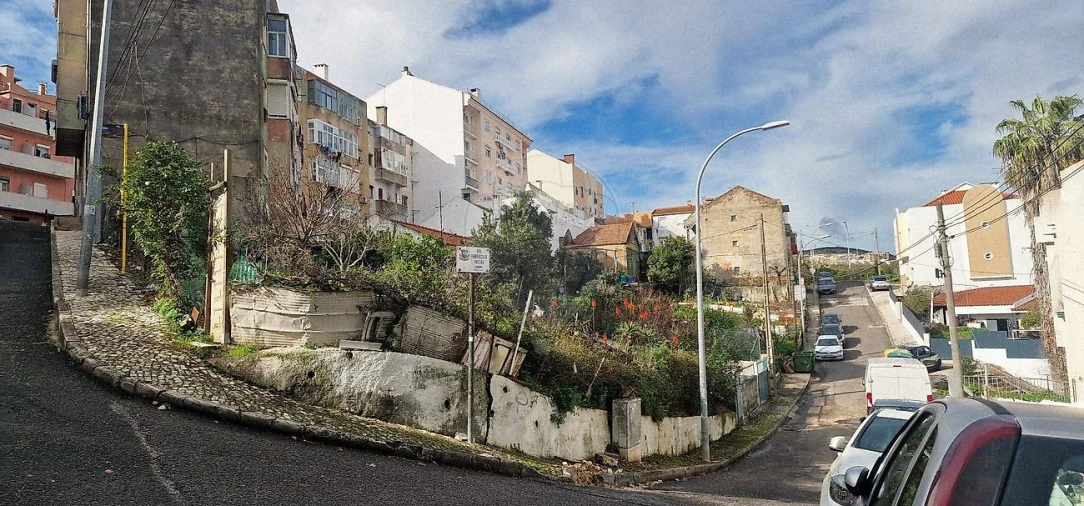 Terreno para Venda em Encosta do Sol