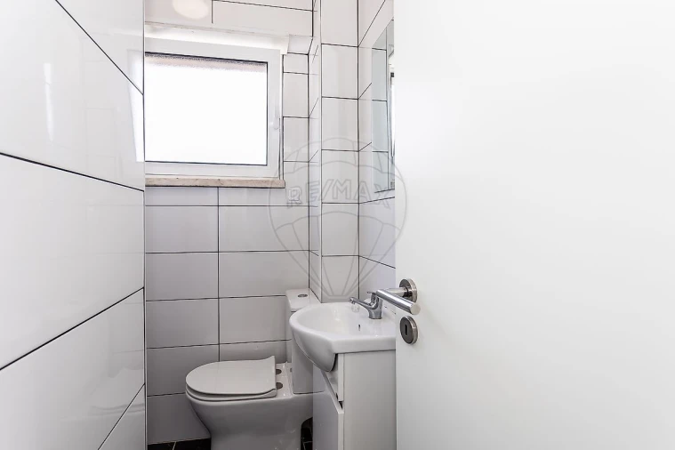 Apartamento T3 para Arrendamento em Agualva e Mira-Sintra Foto 10