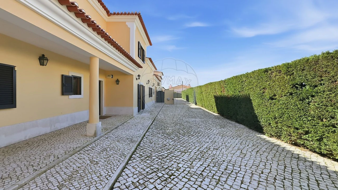 Moradia T6 para Venda em Azeitão (São Lourenço e São Simão) Foto 9