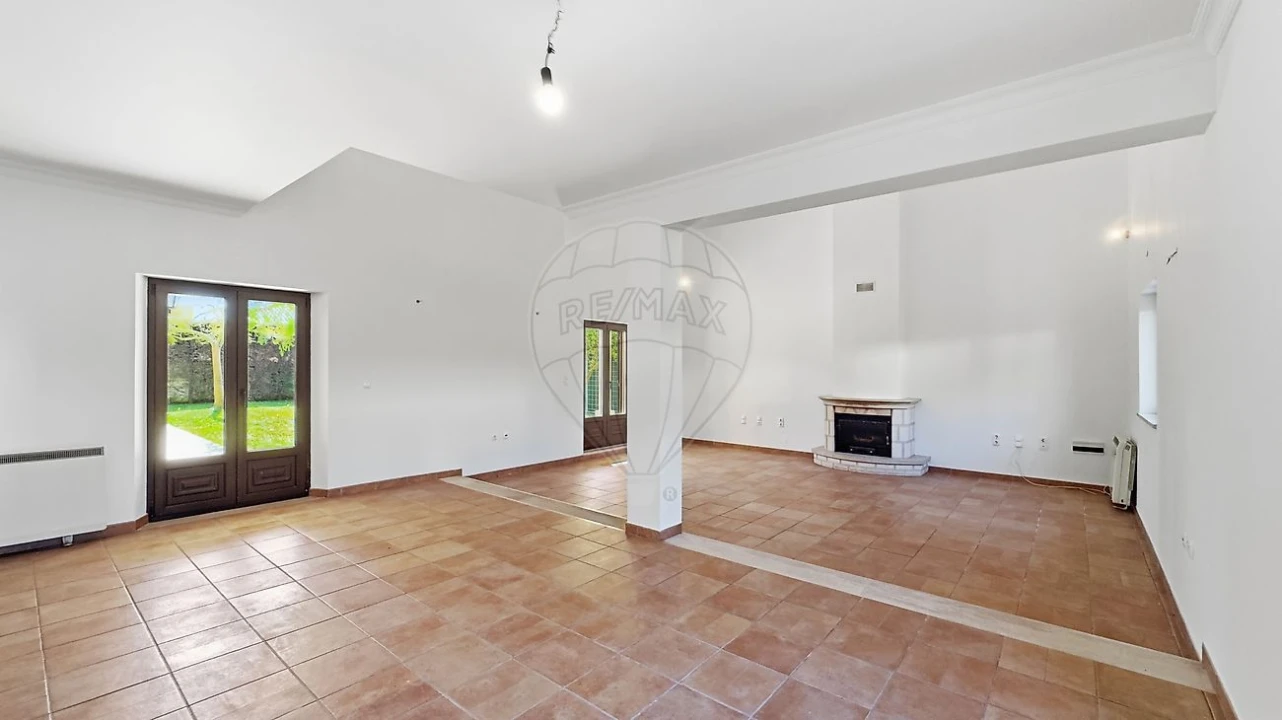 Moradia T6 para Venda em Azeitão (São Lourenço e São Simão) Foto 30