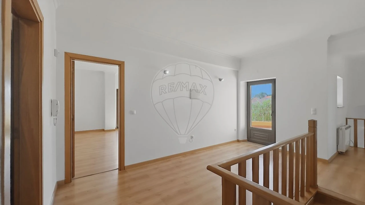 Moradia T6 para Venda em Azeitão (São Lourenço e São Simão) Foto 42